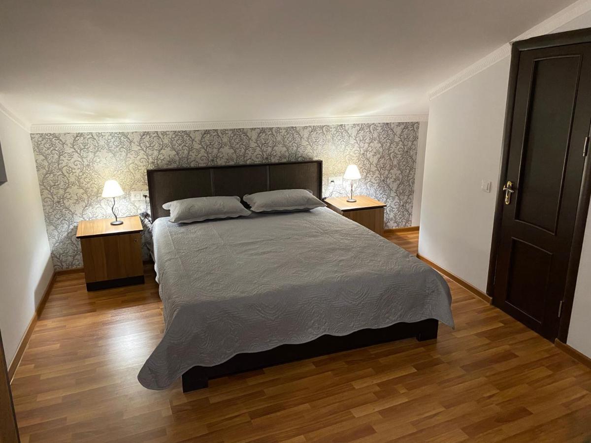 Sofia Hotel Єреван Екстер'єр фото
