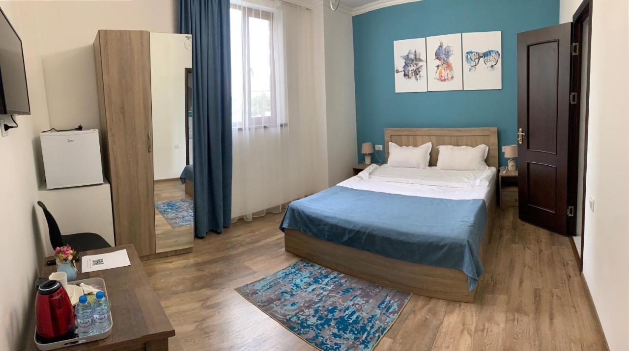Sofia Hotel Єреван Екстер'єр фото